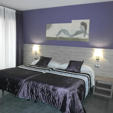Victor Hotel