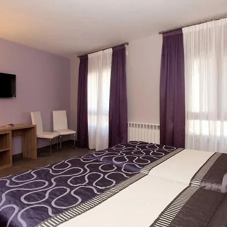 Hotel Victor